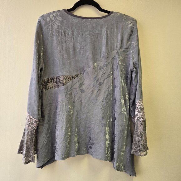 Vintage Whimsical Whimsigoth Fairy Lace Asymmetrical Tunic Top Bell Sleeve 6 - Picture 2 of 8